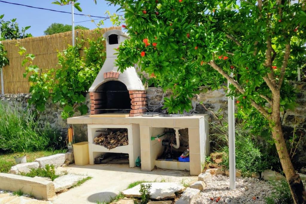 Stone House Kula Milica Villa Mala Cista Luaran gambar