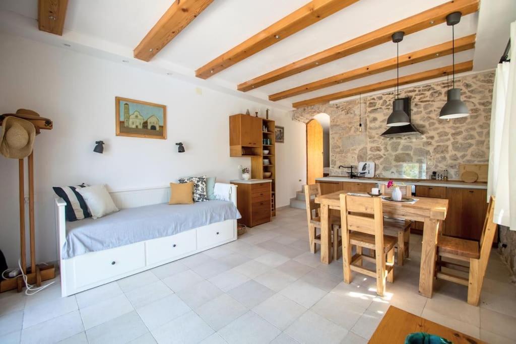 Stone House Kula Milica Villa Mala Cista Luaran gambar